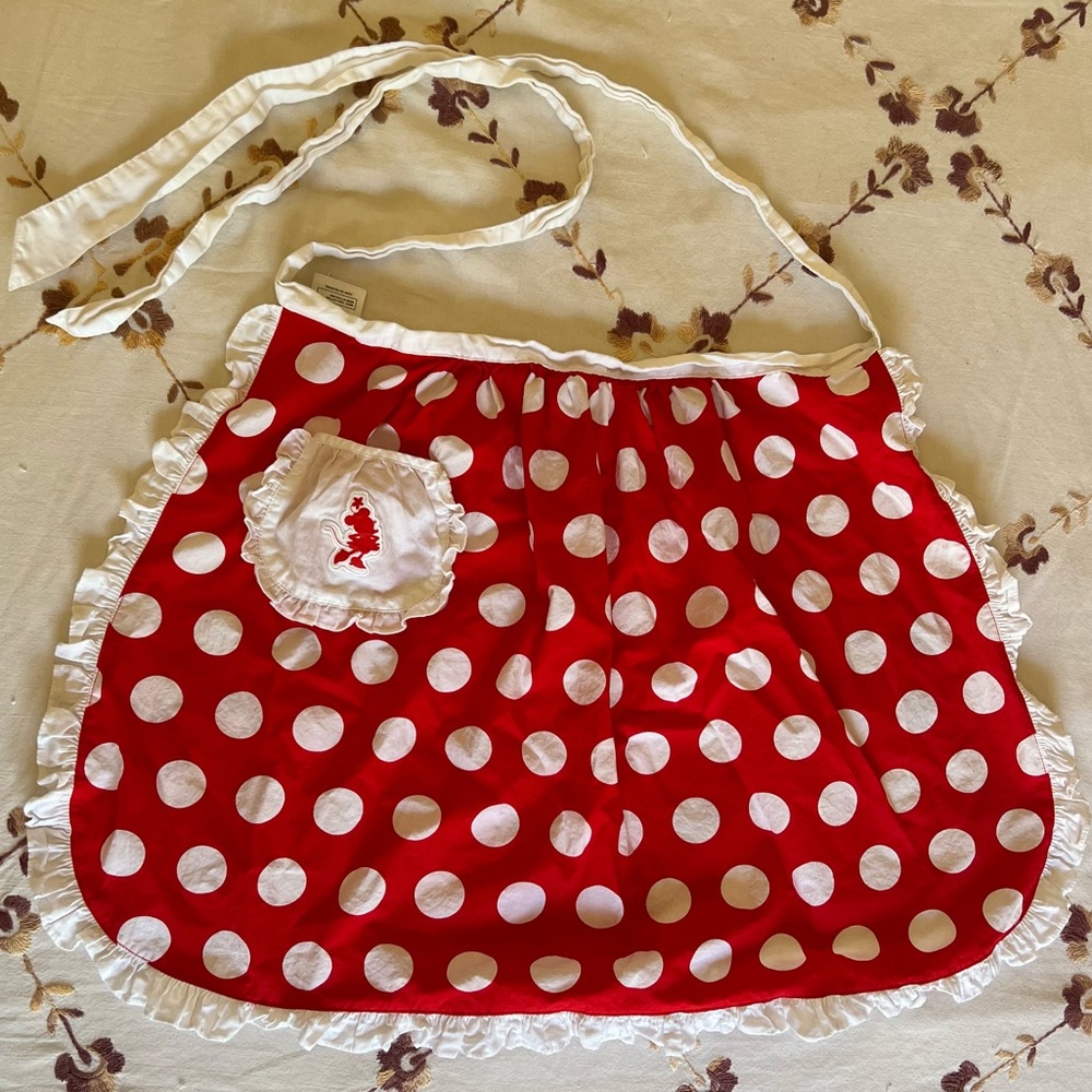 NWOT Disney Parks Authentic Original Minnie Mouse Polka Dot Apron